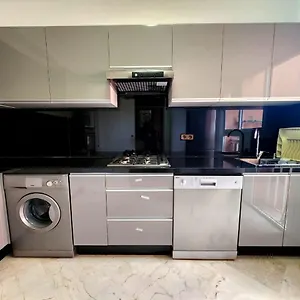 https://appartement-en-plein-centre-ville-entirement-quip.marrakeshhotelsmorocco.com