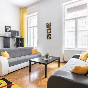 https://izabella-home-2-budapest.inbudapesthotels.com